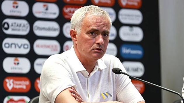 Mourinho Cảnh Báo Chelsea Trước Chung Kết Conference League: Real Betis Sẽ Là Thử Thách Khó Nhằn