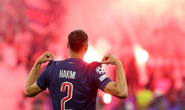 Achraf Hakimi mang chiến thắng về cho PSG trước Inter Milan trong trận chung kết Champions League